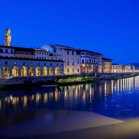 On The Ponte Vecchio Appartement
